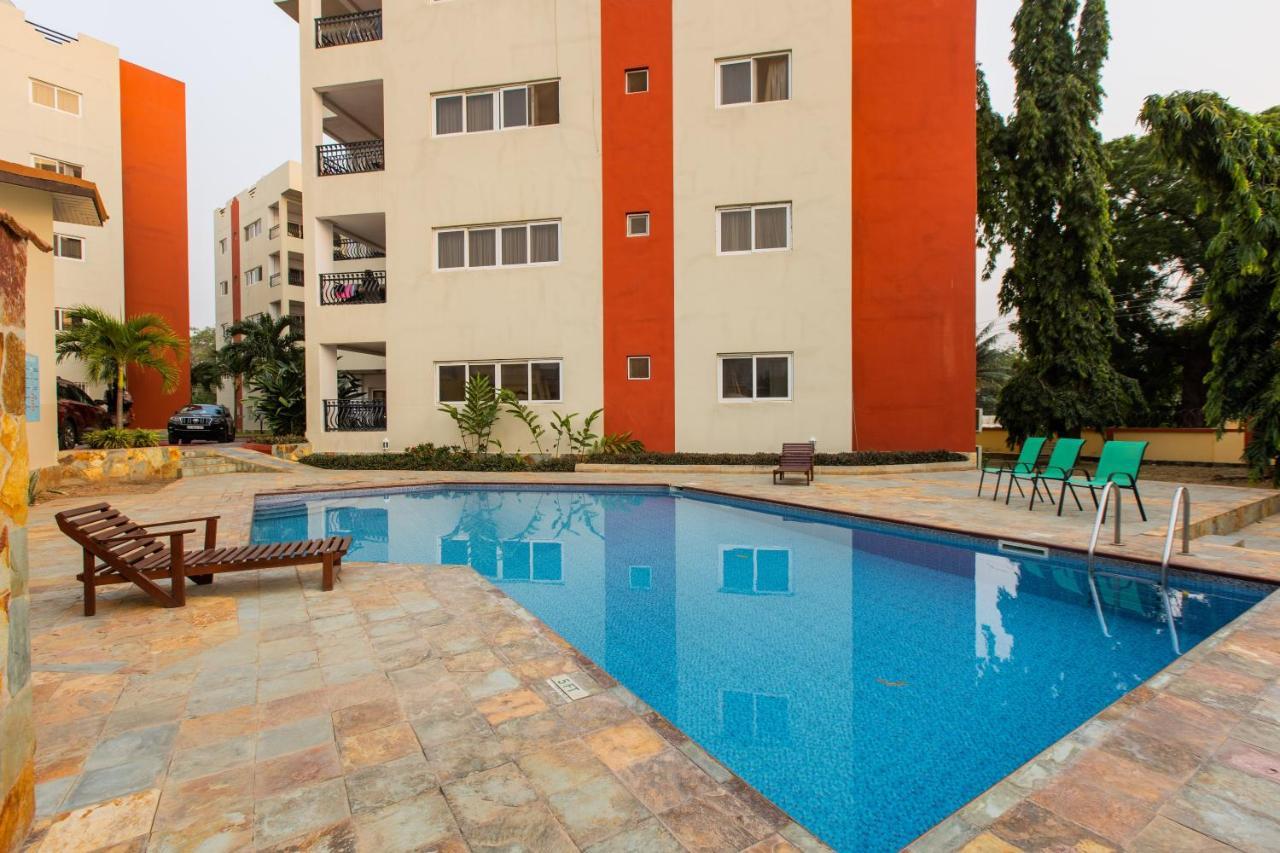 Accra Fine Suites - Holi Flats Airport Residential Екстер'єр фото