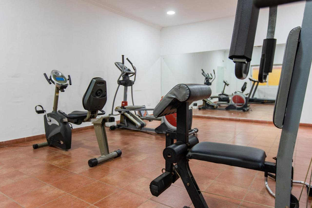 Accra Fine Suites - Holi Flats Airport Residential Екстер'єр фото